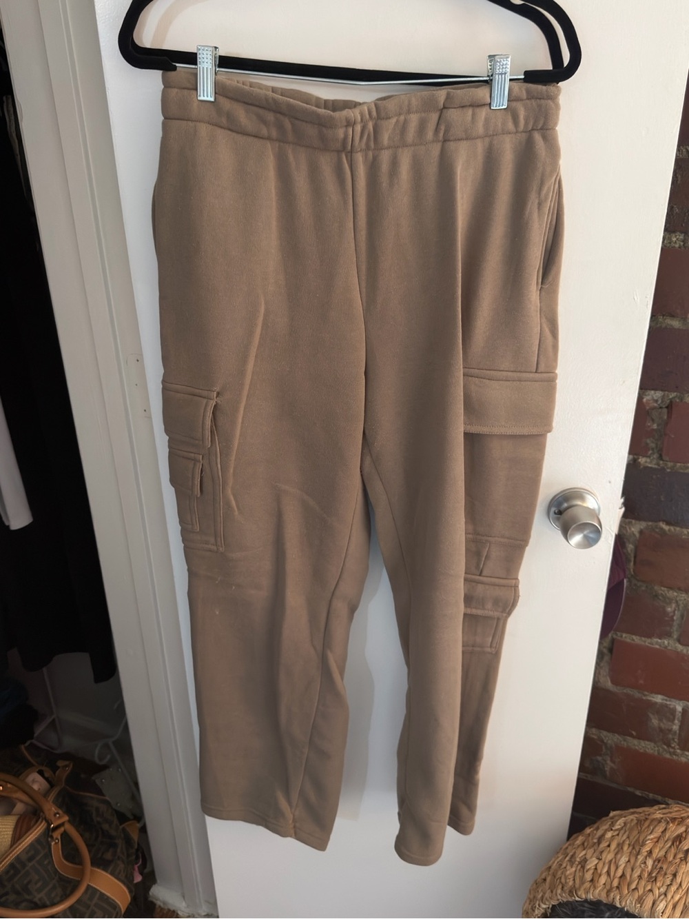 Fleece-Lined Cargo Jogger Sweat Pants in Camel